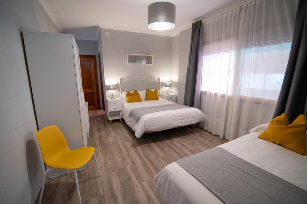 Hostal Andalucia ชิปปีโอนา ภายนอก รูปภาพ